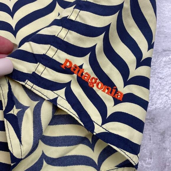 Patagonia Wavefarer Board Shorts Swim Trunks Men's Size 34 - Picture 3 of 8